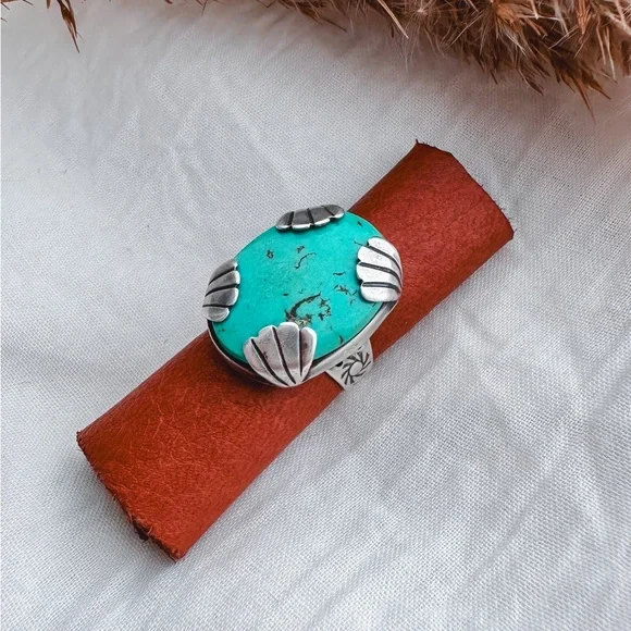 Vintage size 7 turquoise mermaid ring - Picture 2 of 4